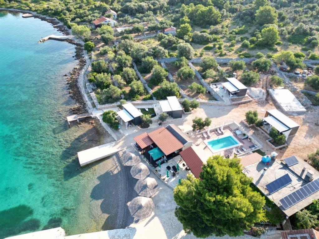 Beach House Hela: Kornati Island Retreat with Pool and Transport Pristanisce Exterior photo